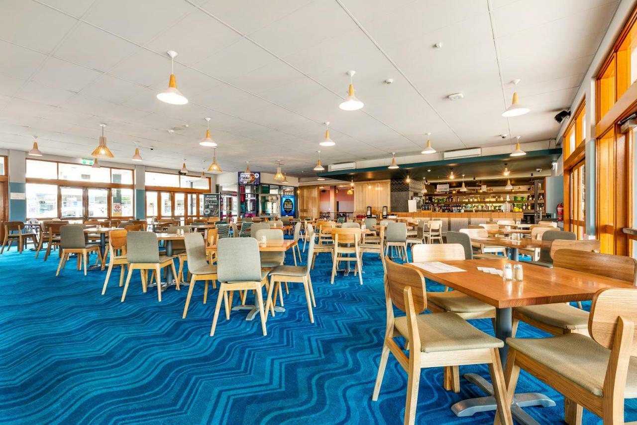 Nightcap At Ocean Beach Hotel Umina Beach Buitenkant foto