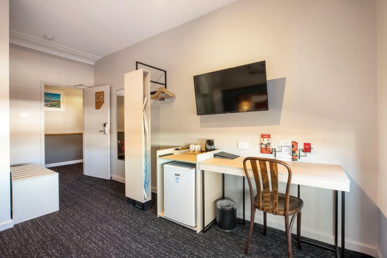 Nightcap At Ocean Beach Hotel Umina Beach Buitenkant foto